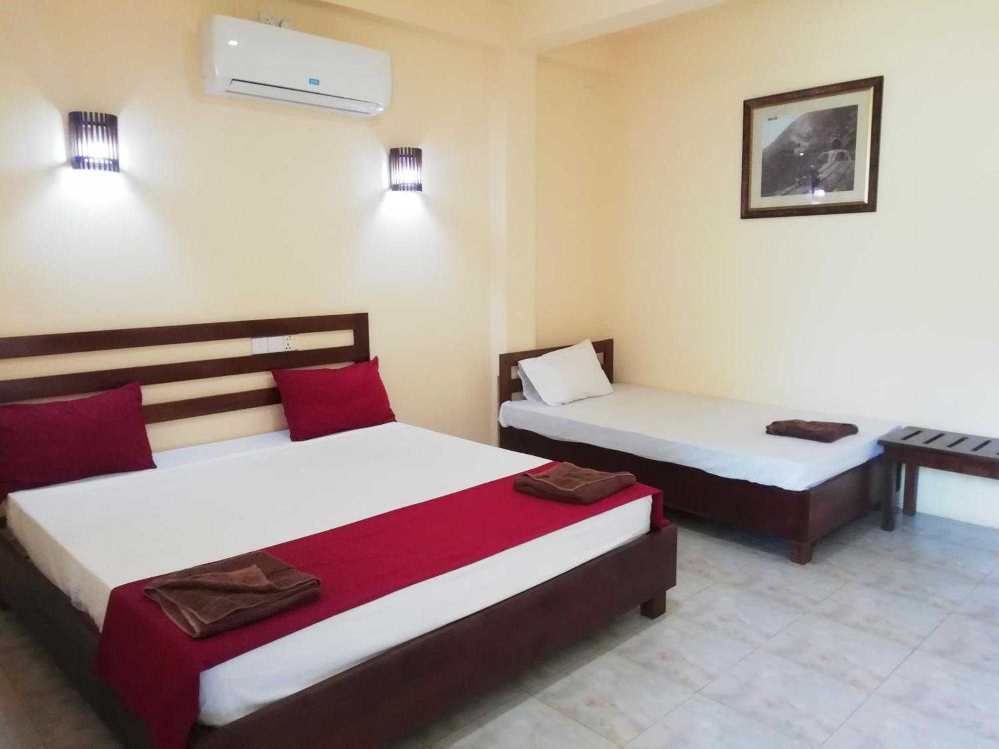 Dream Day Leisure Homes Сигирия Экстерьер фото